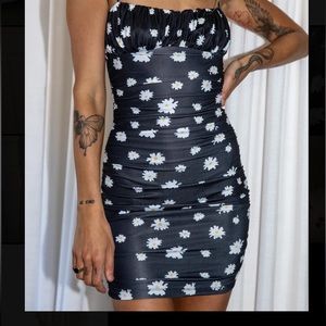 Princess Polly Mini Sunflower Dress. Size 8.